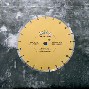 DIAMANTZAAG LASER GELAST NAT-DROOG 800X12MM BASALT/NATUURSTEEN