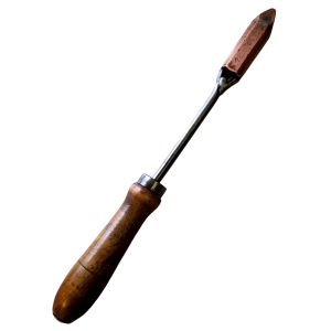 SOLDEERBOUT PUNT VORM MET HOUTEN HANDVAT 500 GRAM