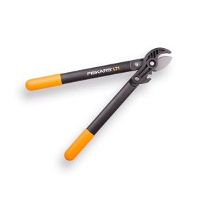 AAMBEELD TAKKENSCHAAR FISKARS L71. LENGTE 46 CM POWERGEAR II SYSTEEM